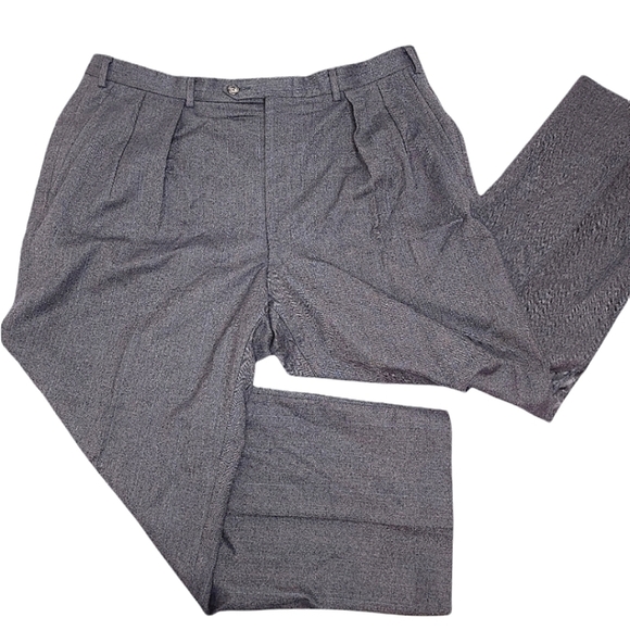 Gray Men's 40 x 28 Professional Pleated Formal Dress Pants made w/ Soft Material - Picture 1 of 10